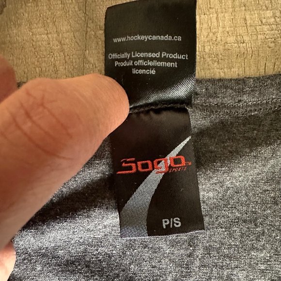 4/$20 Hockey Canada T Shirt (Gray, Small) - Picture 5 of 7